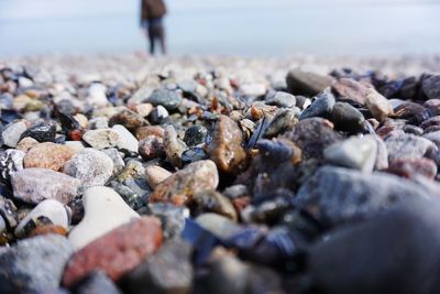 Surface level of pebbles at beach