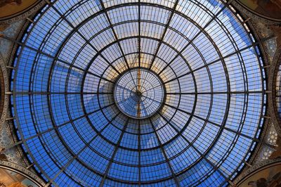 Low angle view of ceiling