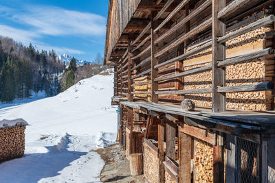 Historic village of sauris di sotto in the snow. winter dream. italy