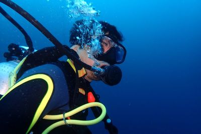 Man scuba diving undersea