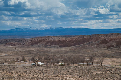 Cathedral gorge campground from eagle point
