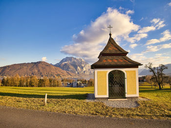 View of temple building against sky