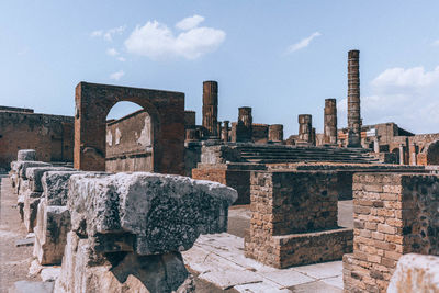 Old ruin building against cloudy sky