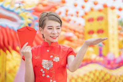 Portrait of a smiling young woman