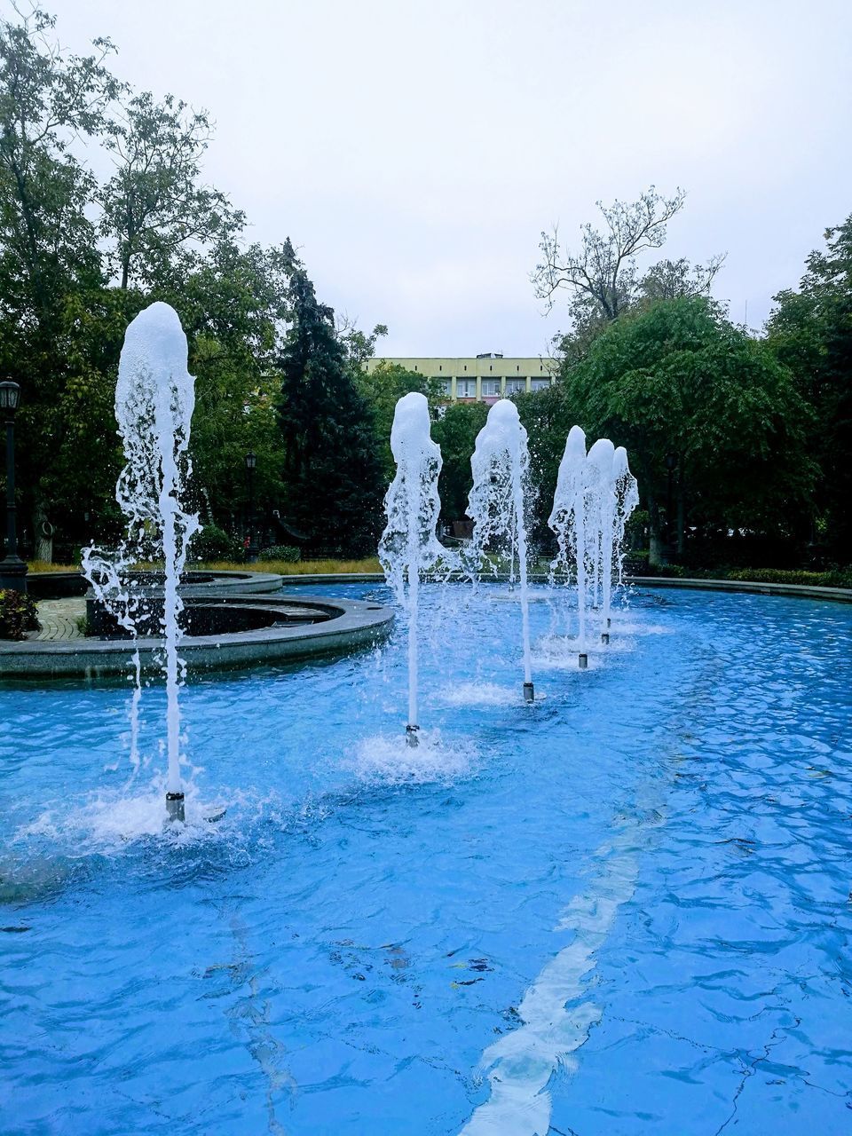 VIEW OF FOUNTAIN IN PARK