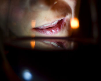 Close-up of woman hand