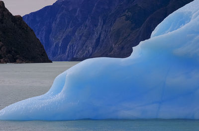 Scenic view of glaciers against cloudy sky, patagonia argentina