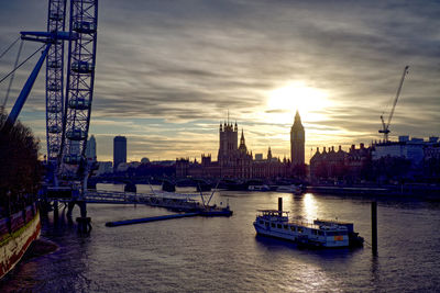 Setting sun against big ben, london 