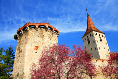 Aiud fortress church against sky