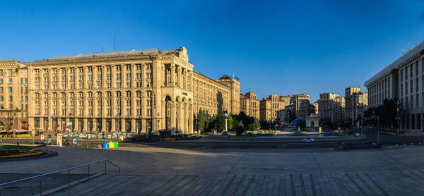 Maidan nazalezhnosti or independence square in kyiv, ukraine, on a sunny summer morning