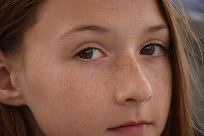 Close-up portrait of teenage girl