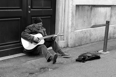 Man playing guitar