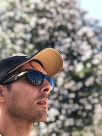 Portrait of young man wearing sunglasses