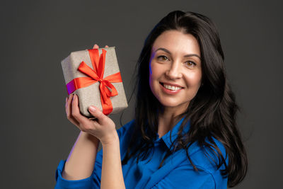 Portrait of a smiling young woman