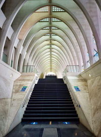 Interior of railwaystation 