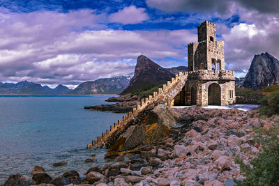 View of a building with mountain in background