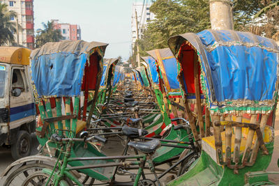 Panoramic view of local vehicles, rickshaws