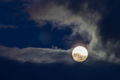 Low angle view of cloudy sky