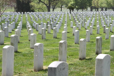 Arlington national cemetery - white gravestones into the distance