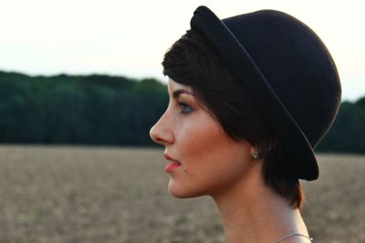 Close-up portrait of young woman