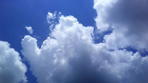 Low angle view of clouds in sky