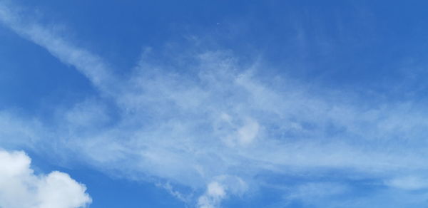 Low angle view of clouds in sky