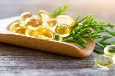 Close-up of lemon slice on cutting board