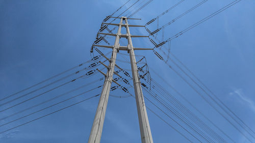 Low section of electric pylon