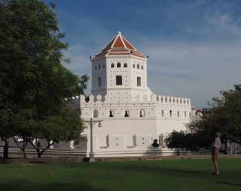 View of cathedral against sky