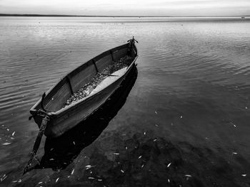 Boat on lake pleshcheevo