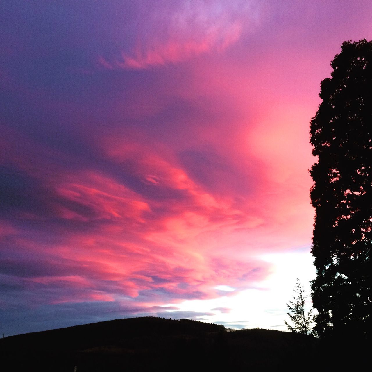 sunset, sky, silhouette, beauty in nature, scenics, nature, tranquil scene, no people, tranquility, cloud - sky, outdoors, astronomy, aurora polaris