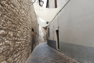 Alley in the medieval town of gubbio umbria italy