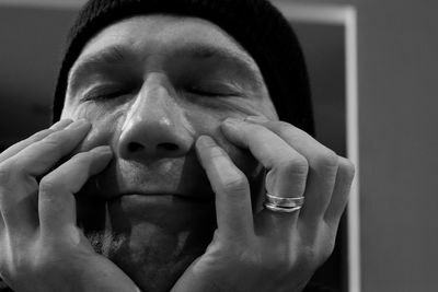 Close-up of human hand