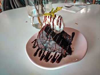 Ice cream in plate on table