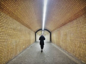 Illuminated tunnel