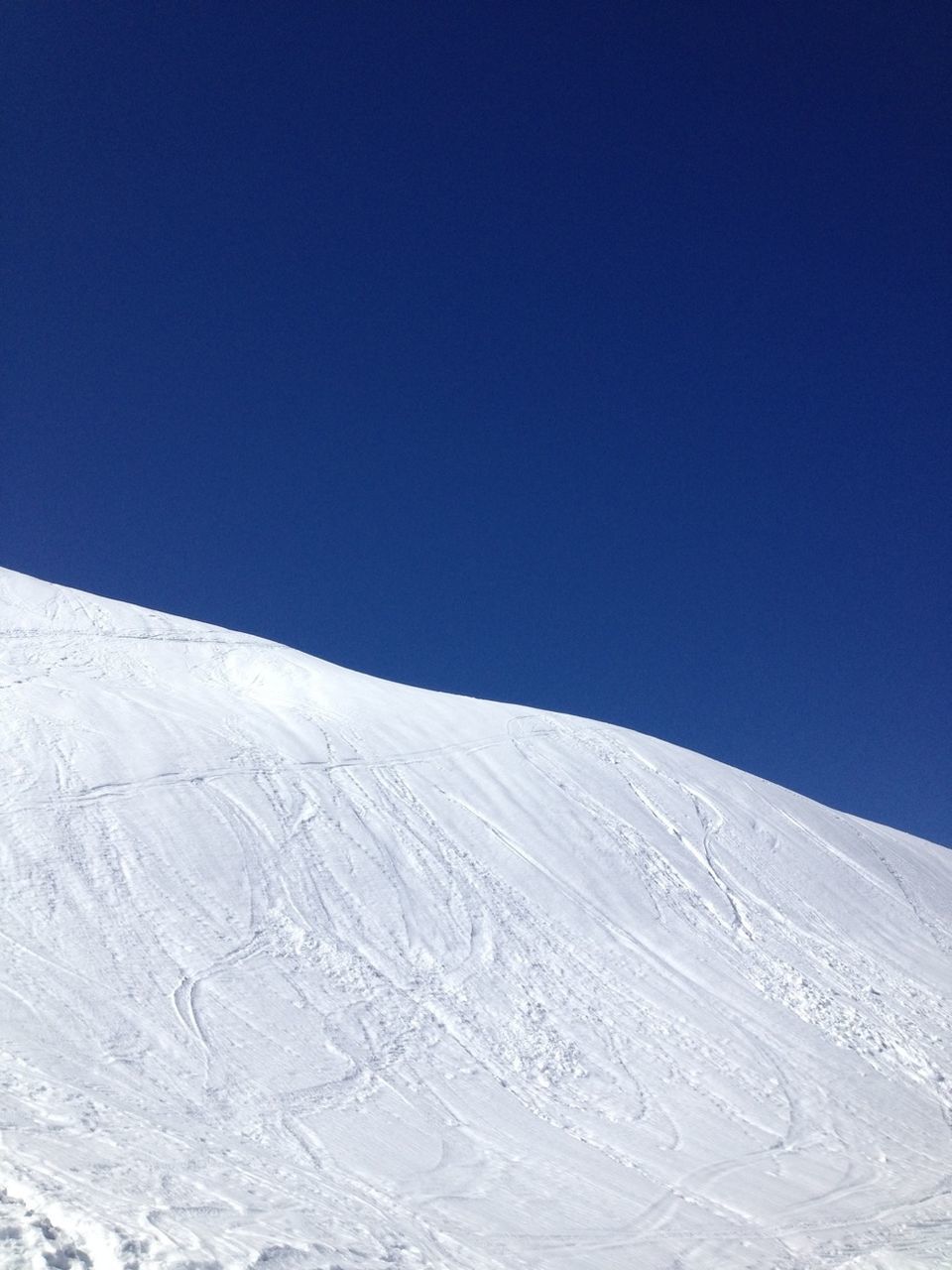 snow, winter, cold temperature, clear sky, blue, season, copy space, landscape, tranquil scene, tranquility, scenics, beauty in nature, covering, nature, white color, weather, mountain, snow covered, snowcapped mountain, white