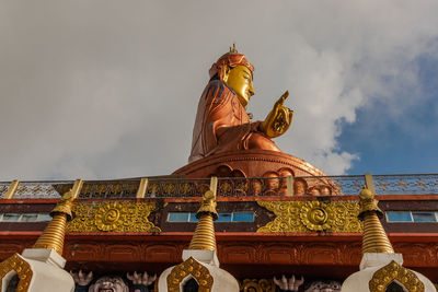 Guru padmasambhava samdruptse statue at namchi famous for buddhism