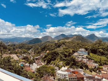 Me observing the view in petropolis.