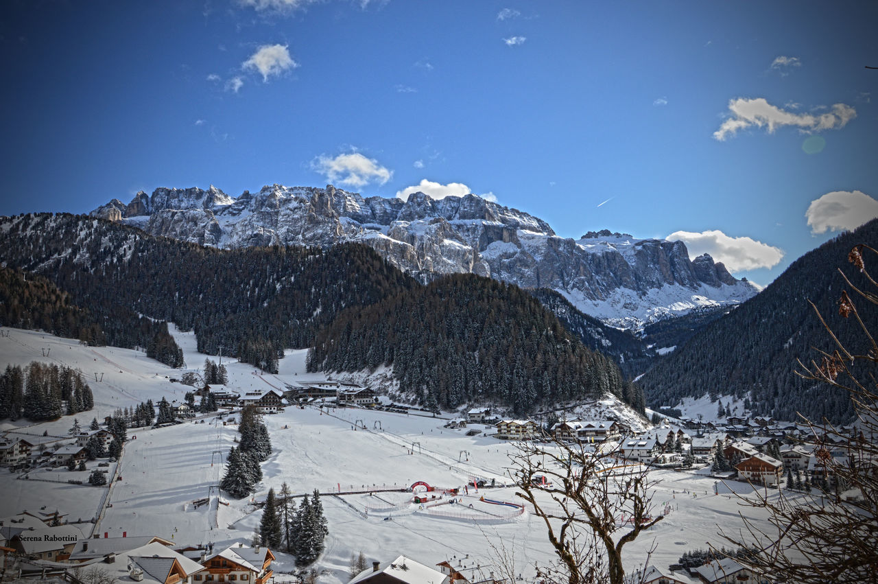 snow, winter, mountain, cold temperature, snowcapped mountain, beauty in nature, mountain range, nature, landscape, tranquility, scenics, night, outdoors, tranquil scene, sky, no people, mountain peak, star - space, architecture, astronomy