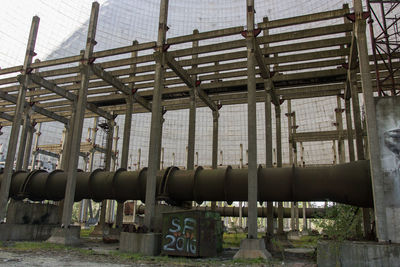 Rusty metallic structure in factory