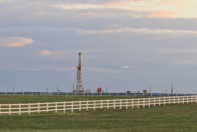 Drilling rig and rail fence