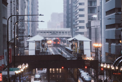 Chicago's elevated train in a rainy day