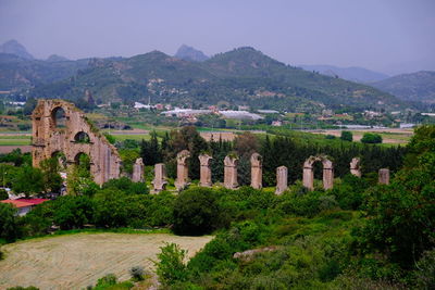 View of old ruins against sky