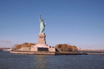 Statue of liberty against sky