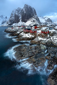 Lofoten islands is an archipelago in the county of nordland, norway