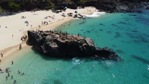 Waimea bay jumping rock 