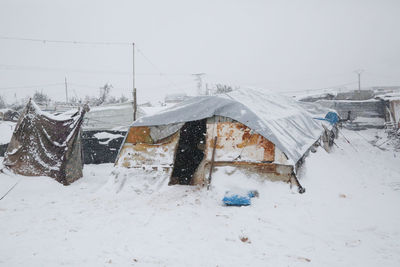 The tragic conditions of refugee camps near the turkish-syrian border.