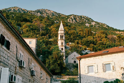 Houses in town