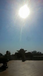 Sun shining over sea