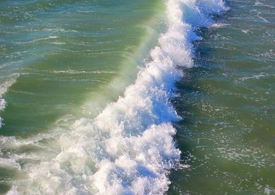 Waves splashing in sea